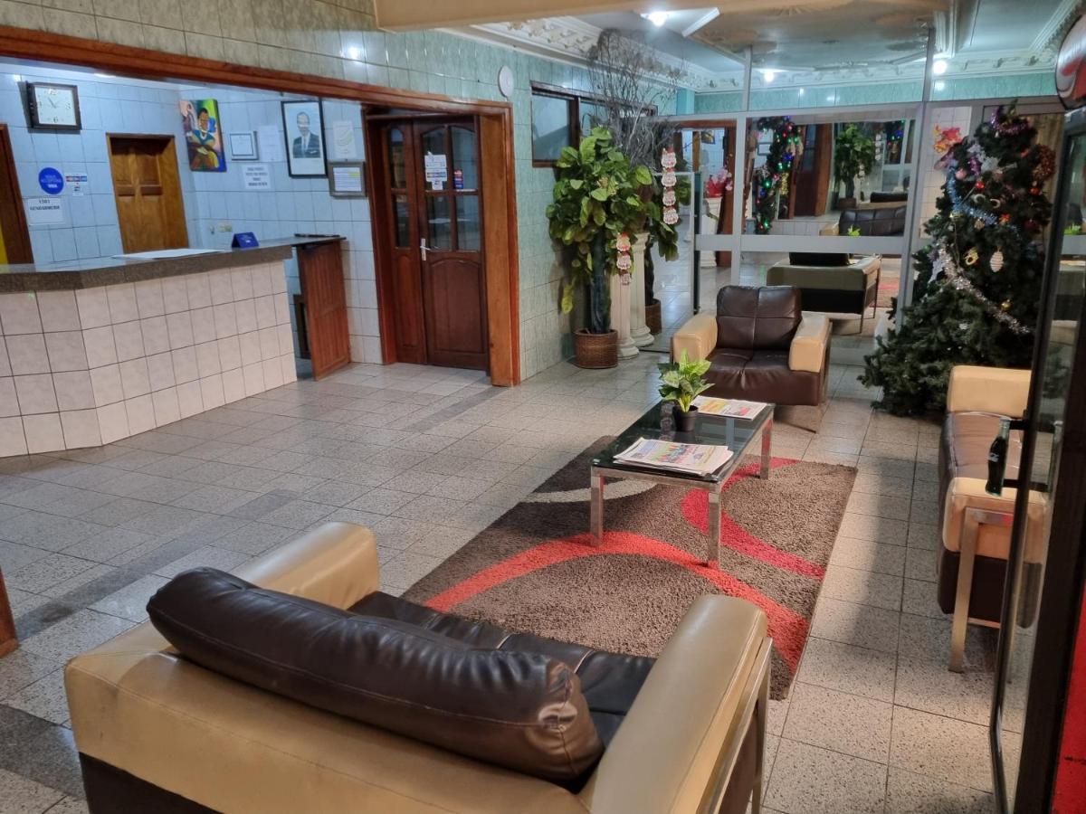 Hotel Saffana Douala Ngoại thất bức ảnh